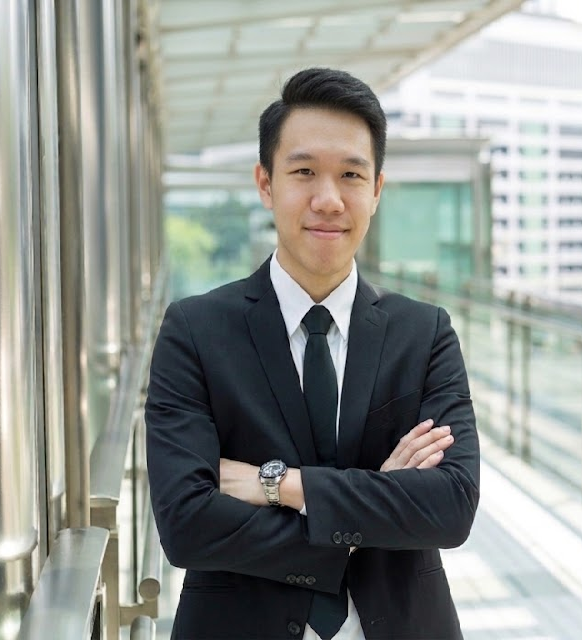 Mr. Hùng